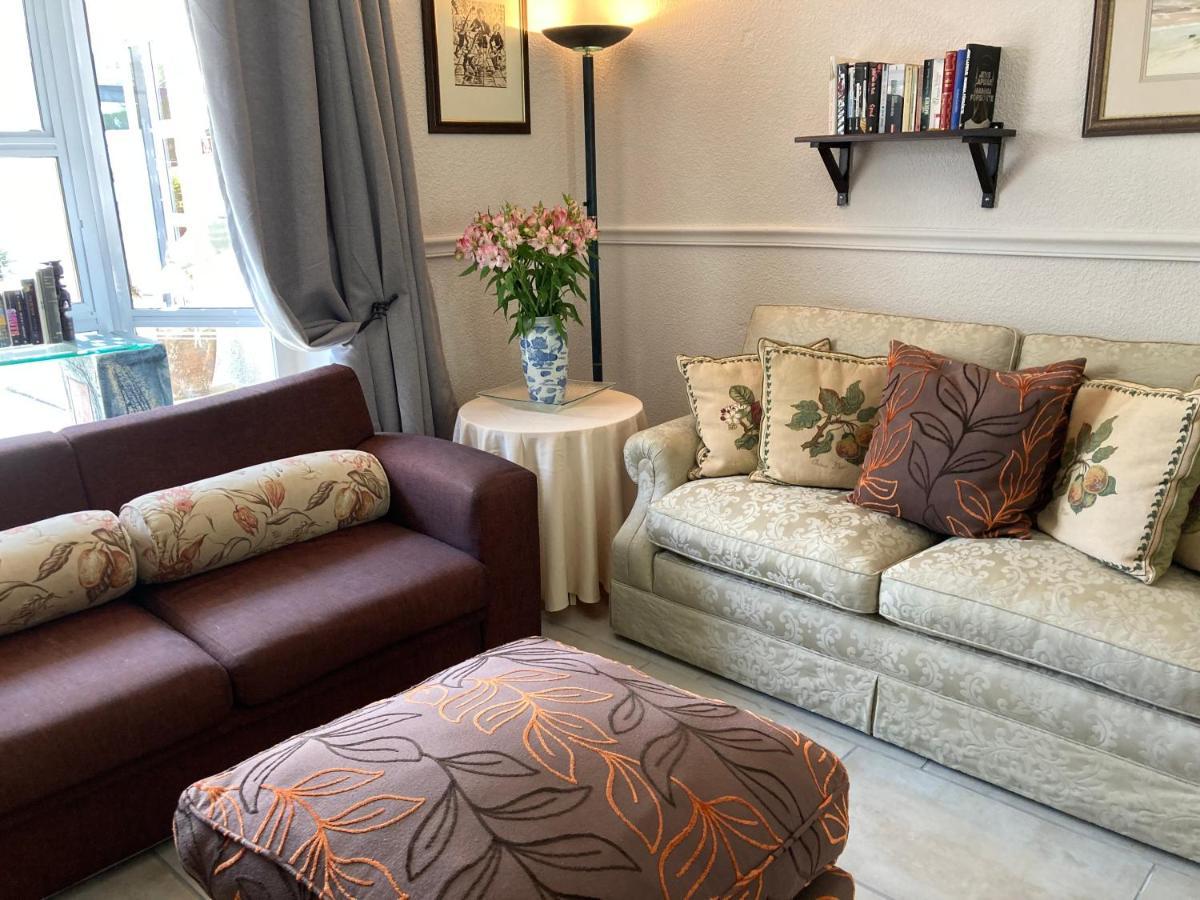 Brown Jug Guest House Херманус Экстерьер фото