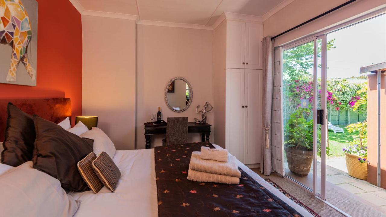 Brown Jug Guest House Херманус Экстерьер фото